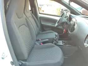 Toyota Aygo X (2025) thumbnail 14