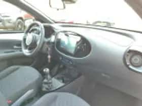 Toyota Aygo X (2025) thumbnail 38