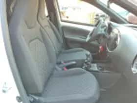 Toyota Aygo X (2025) thumbnail 44