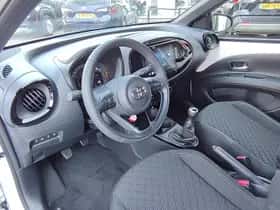 Toyota Aygo X (2025) thumbnail 10