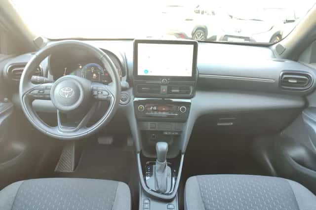 Toyota Yaris Cross (2024) thumbnail 13