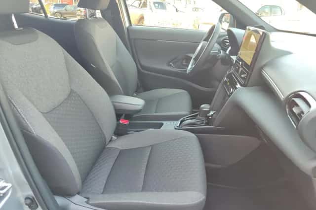 Toyota Yaris Cross (2024) thumbnail 15