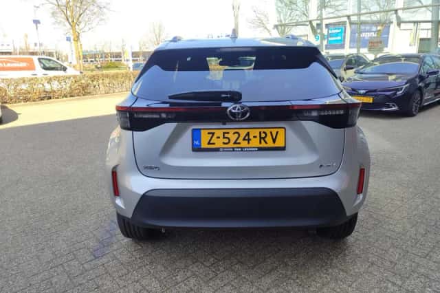 Toyota Yaris Cross (2024) thumbnail 35
