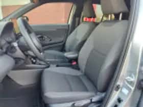 Toyota Yaris Cross (2024) thumbnail 44