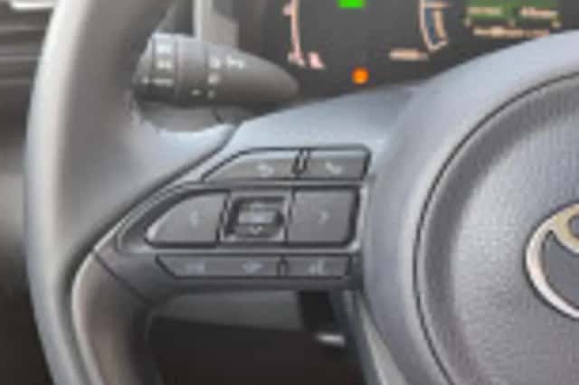 Toyota Yaris Cross (2024) thumbnail 49