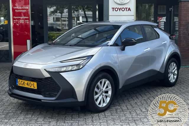 Toyota C hr (2024) thumbnail 1