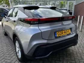 Toyota C hr (2024) thumbnail 3