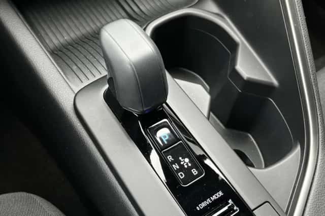 Toyota C hr (2024) thumbnail 27