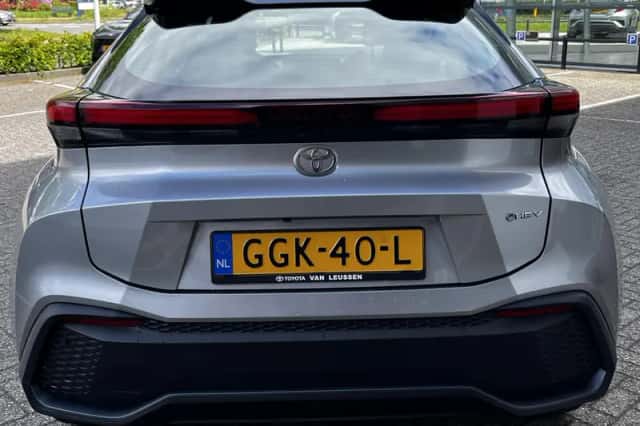Toyota C hr (2024) thumbnail 30
