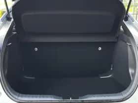 Toyota C hr (2024) thumbnail 31