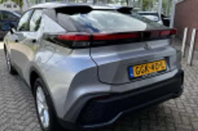 Toyota C hr (2024) thumbnail 36
