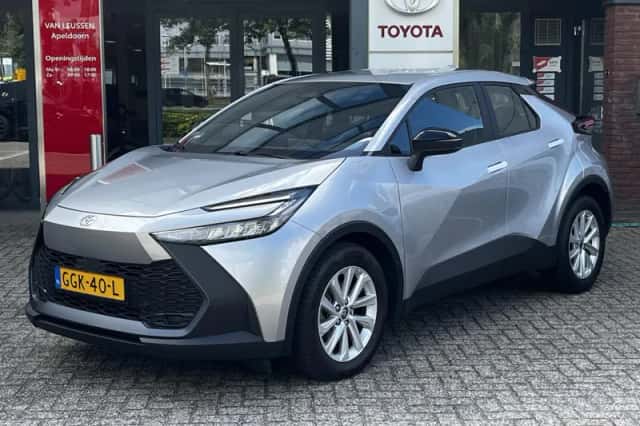 Toyota C hr (2024) thumbnail 7