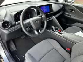 Toyota C hr (2024) thumbnail 67
