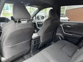 Toyota RAV4 (2021) thumbnail 14