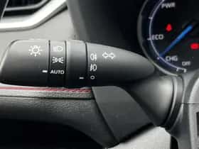 Toyota RAV4 (2021) thumbnail 19