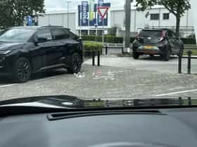 Toyota RAV4 (2021) thumbnail 30