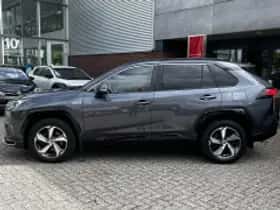 Toyota RAV4 (2021) thumbnail 5
