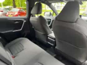 Toyota RAV4 (2021) thumbnail 44