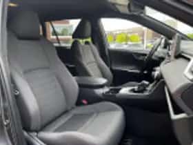 Toyota RAV4 (2021) thumbnail 45