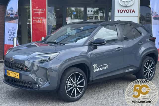 Toyota Yaris Cross (2025) thumbnail 1