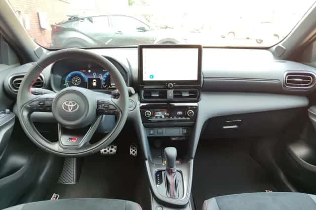 Toyota Yaris Cross (2025) thumbnail 13