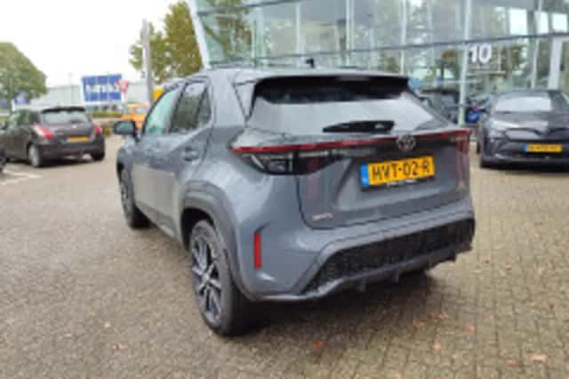 Toyota Yaris Cross (2025) thumbnail 3