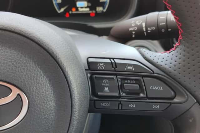 Toyota Yaris Cross (2025) thumbnail 21