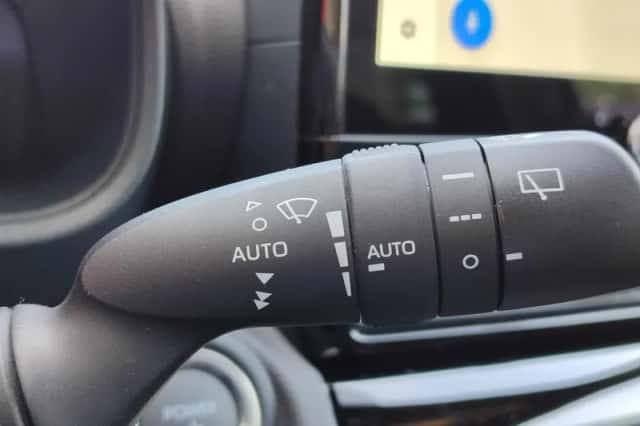Toyota Yaris Cross (2025) thumbnail 22