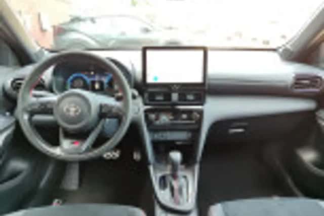 Toyota Yaris Cross (2025) thumbnail 50