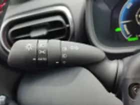 Toyota Yaris Cross (2025) thumbnail 56