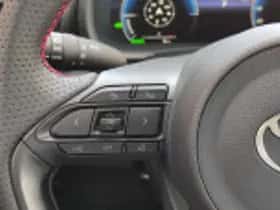 Toyota Yaris Cross (2025) thumbnail 57