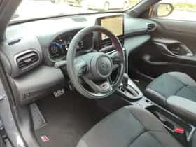 Toyota Yaris Cross (2025) thumbnail 10