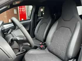 Toyota Aygo X (2025) thumbnail 13