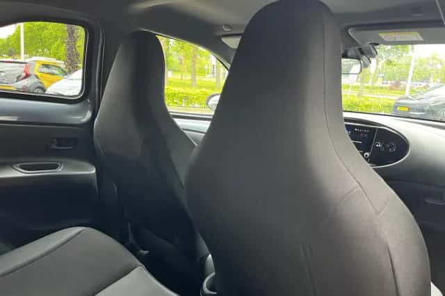 Toyota Aygo X (2025) thumbnail 15