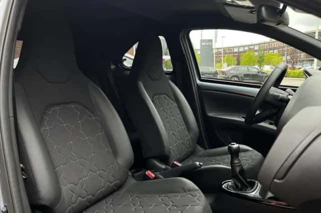 Toyota Aygo X (2025) thumbnail 16