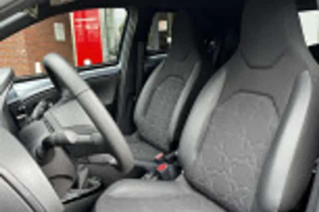 Toyota Aygo X (2025) thumbnail 41