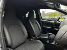 Toyota Aygo X (2025) thumbnail 44