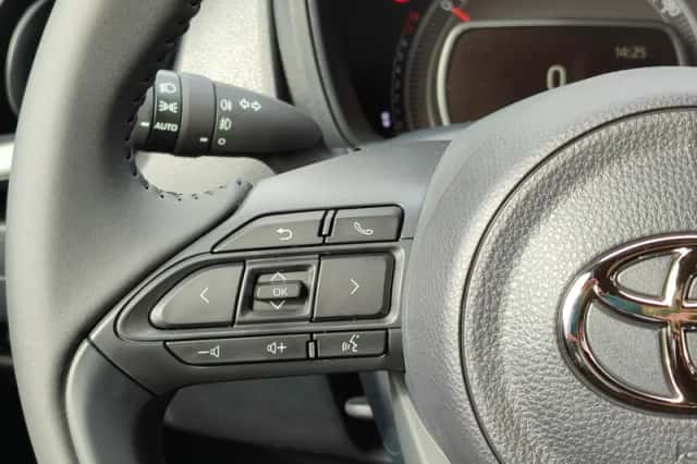 Toyota Aygo X (2025) thumbnail 15