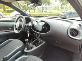 Toyota Aygo X (2025) thumbnail 25