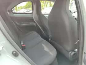 Toyota Aygo X (2025) thumbnail 76