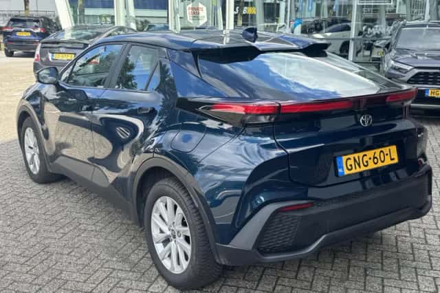 Toyota C hr (2024) thumbnail 11
