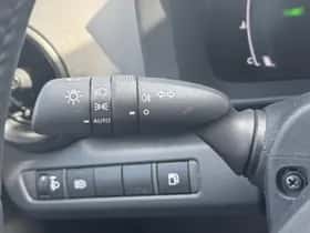 Toyota C hr (2024) thumbnail 18