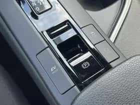Toyota C hr (2024) thumbnail 24