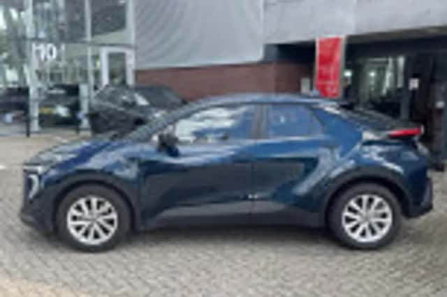 Toyota C hr (2024) thumbnail 33