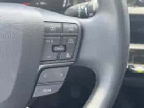 Toyota C hr (2024) thumbnail 42