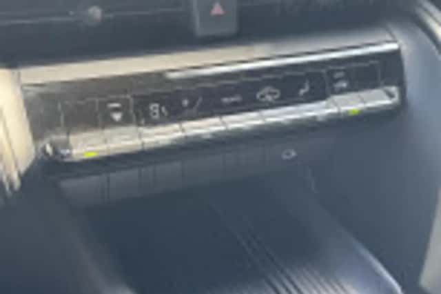 Toyota C hr (2024) thumbnail 47