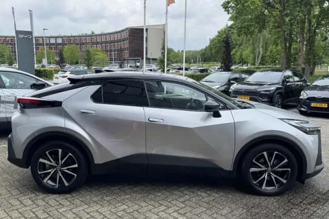 Toyota C hr (2024) thumbnail 12