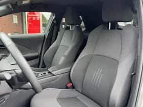 Toyota C hr (2024) thumbnail 13