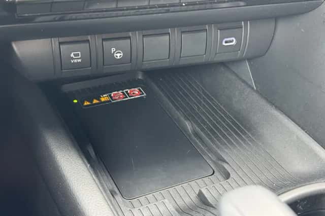 Toyota C hr (2024) thumbnail 28
