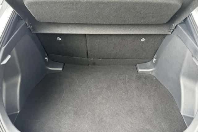 Toyota C hr (2024) thumbnail 33